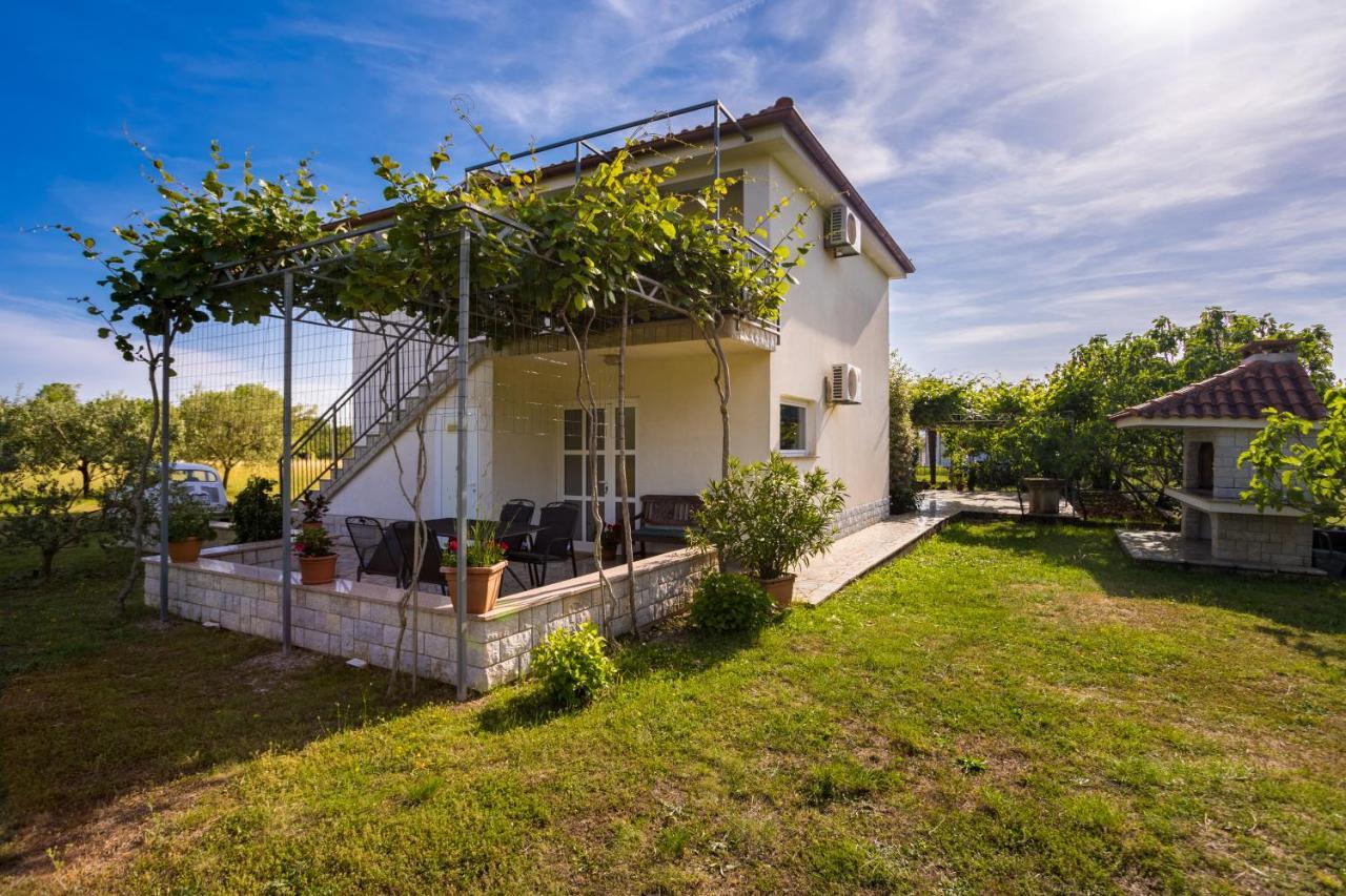Apartments Sara Milohnici Luaran gambar