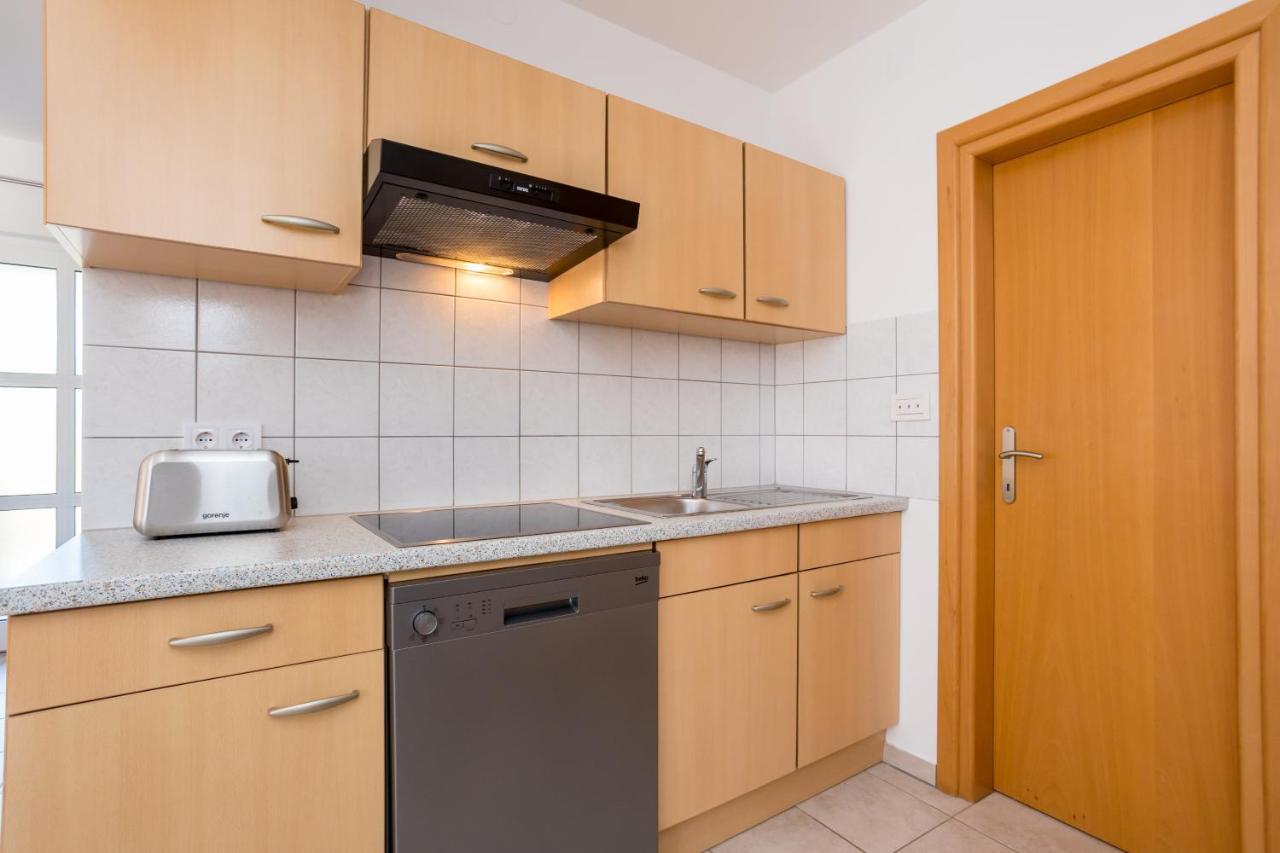 Apartments Sara Milohnici Luaran gambar